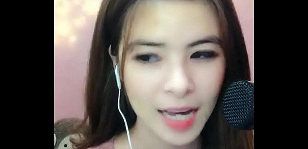  Em gái Việt Hot Uplive